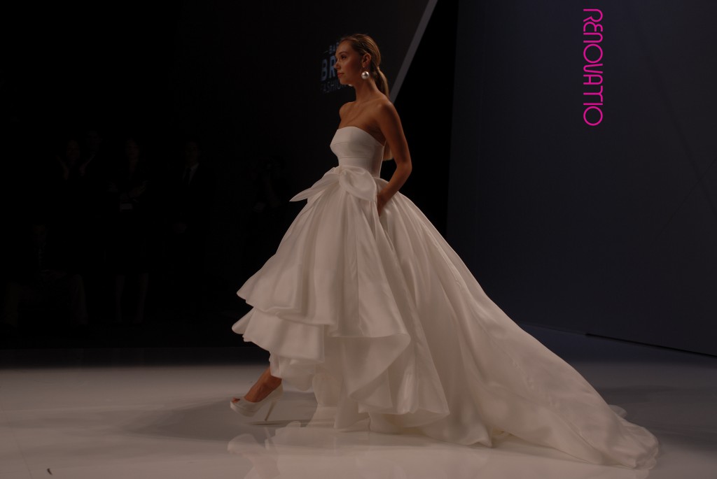 Barcelona Bridal Fashion Week April16 - Collections 2017 – ROSA CLARÁ
