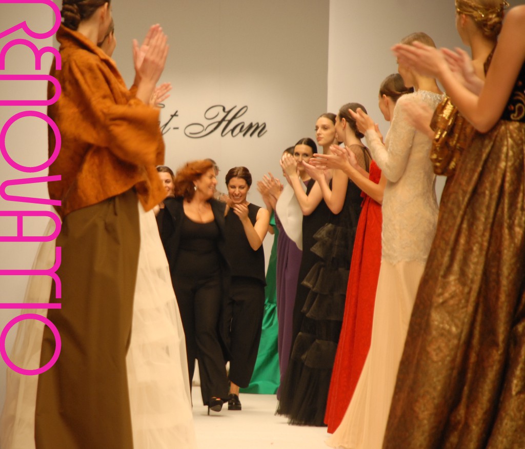 TOT-HOM COLLECTION F/W 16.17 Haute Couture, Prêt-à-porter, Línea A & Bridal  Designers Marta Rota, Alejandra Osés & Andrea Osés, coming on stage surrounded by models & supported by the audience.