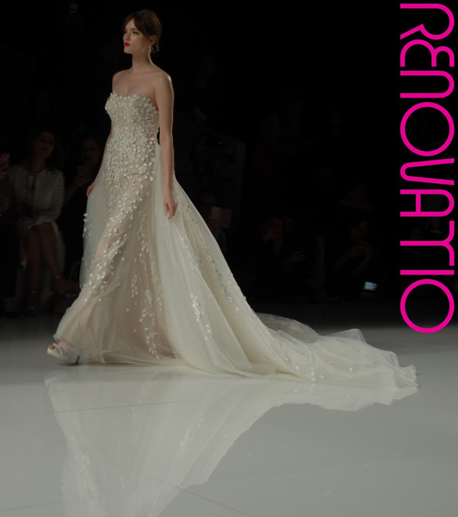 Barcelona Bridal Fashion Week 2017  Demetrios 2018